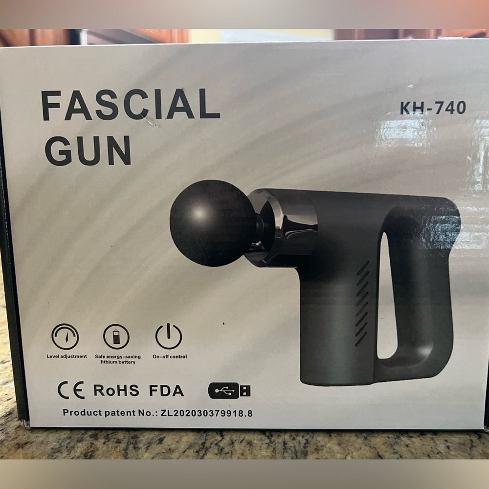COPY - Fascial gun KH740 new with box